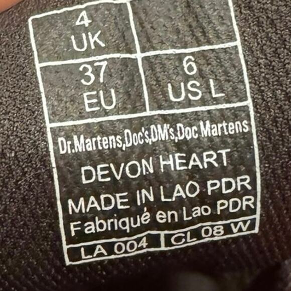 Dr. Martens Devon Heart Buckle Leather Platform Boots Black, Size US 6 - Picture 11 of 11